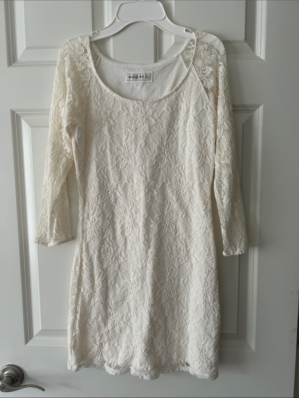 Abercrombie & Fitch Ivory Lace Scoop Neck Dress - Long Sleeve